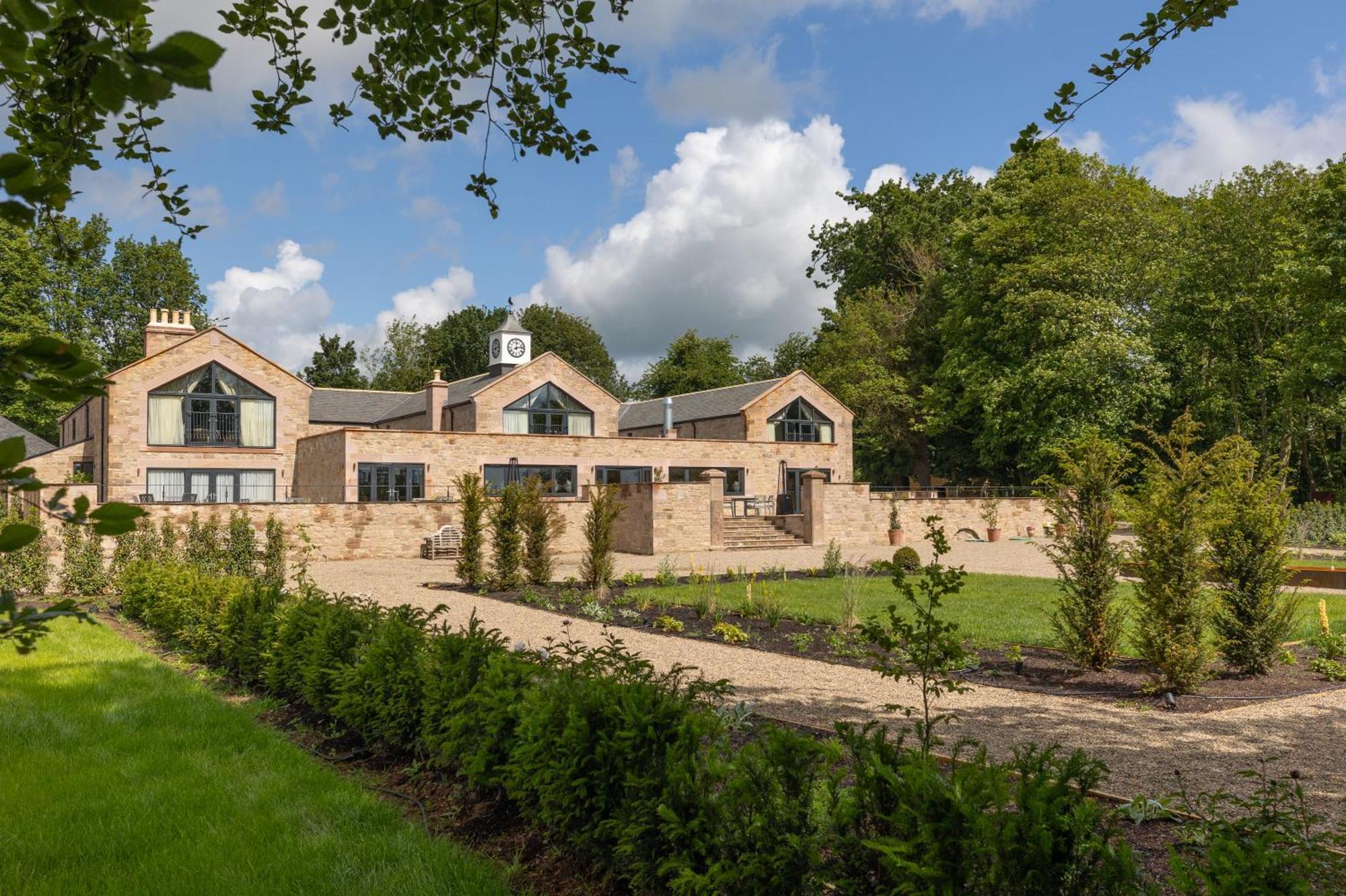 The Tempus At Charlton Hall Estate Alnwick Exterior photo